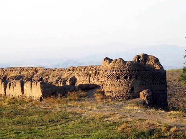 Kohneh Qaleh, Oshnavieh County, Iran